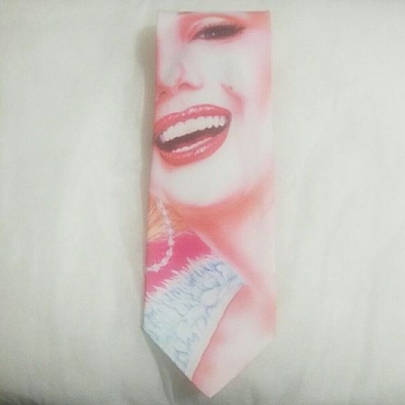 Mens Marilyn Monroe Pink Tie - Picture 1 of 5